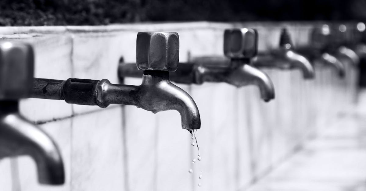 How much does it cost to fix a sink?